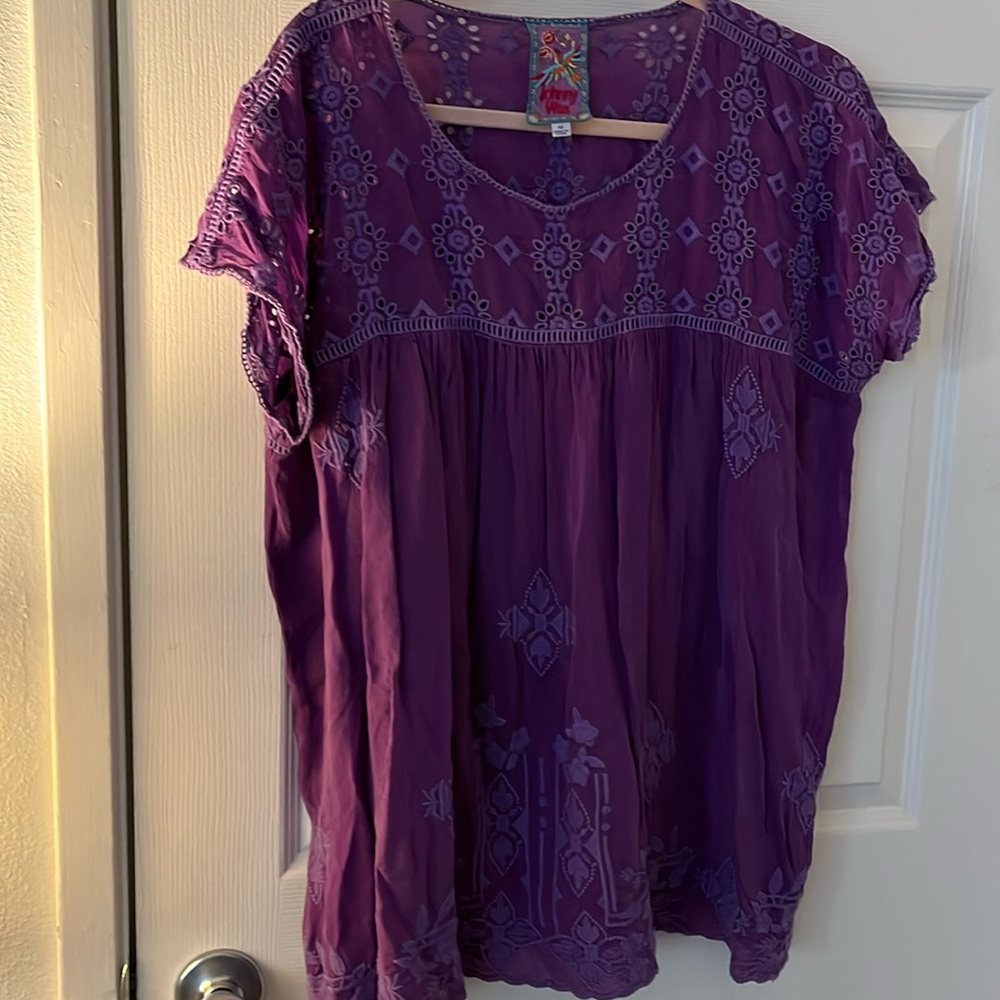 Johnny Was Iris embroidered Sally top  cupro rayon tunic size M.